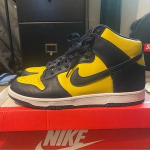 Nike Dunk High SP Maize/Midnight Navy